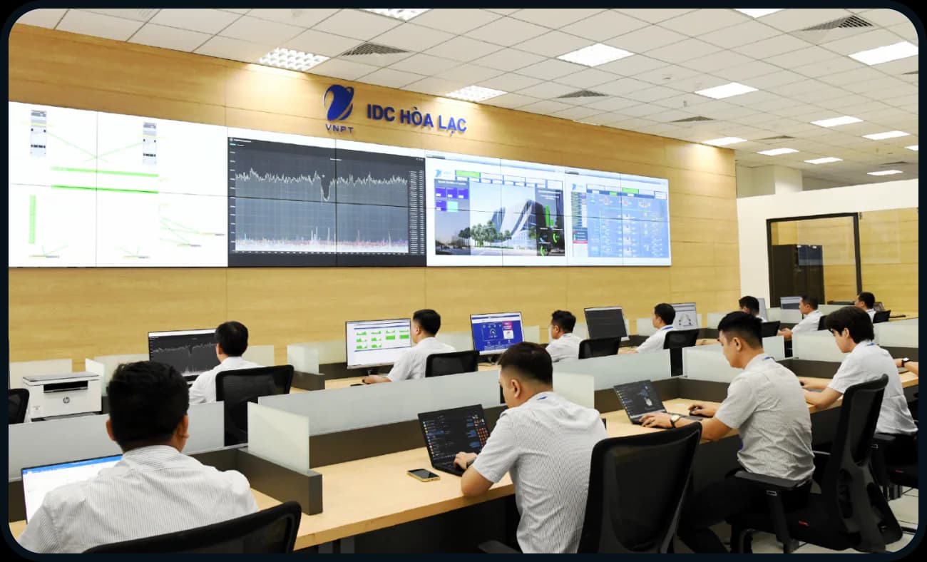 Phòng điều hành tại VNPT IDC Hòa Lạc