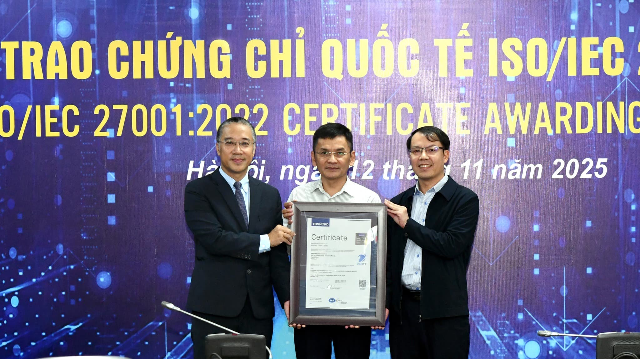VNPT certification ceremony